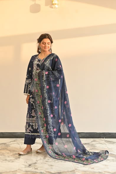 Classic Elegance in Navy Blue